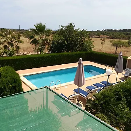 Sa Gruta Marines Holiday home *